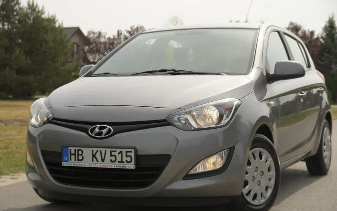 Hyundai i20 cena 23900 przebieg: 178000, rok produkcji 2013 z Opalenica małe 781